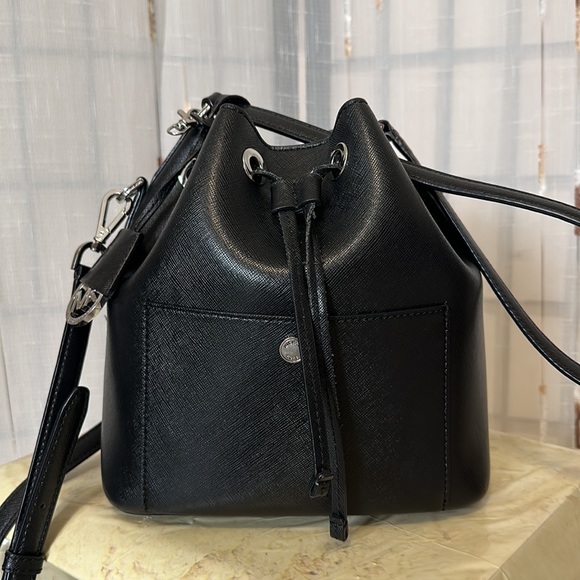Michael Kors Handbags - Michael Kors Black Bucket Bag